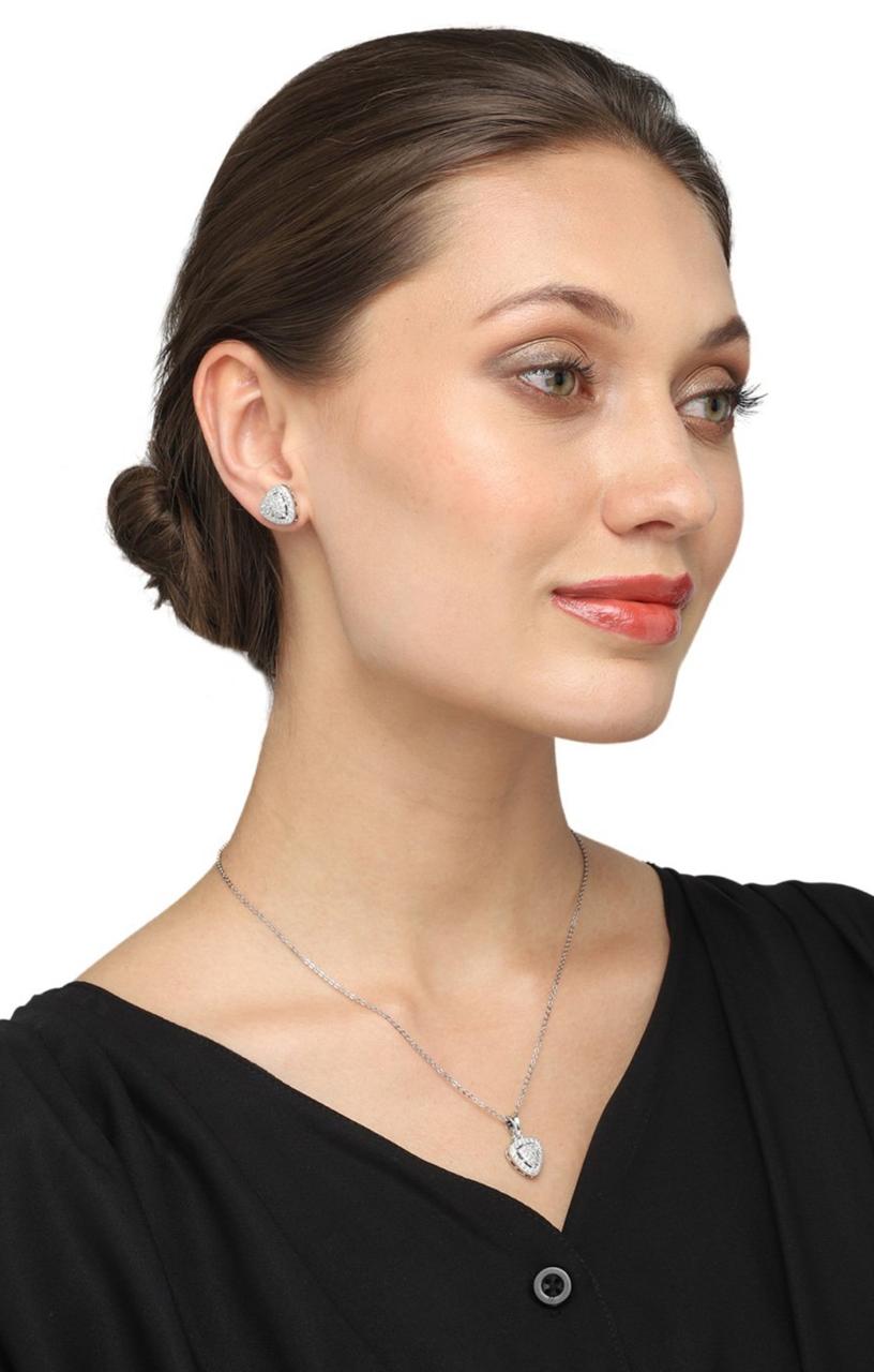 Silver Toned American Dimaond Crytal Studded Geometric Shaped Pendant Set